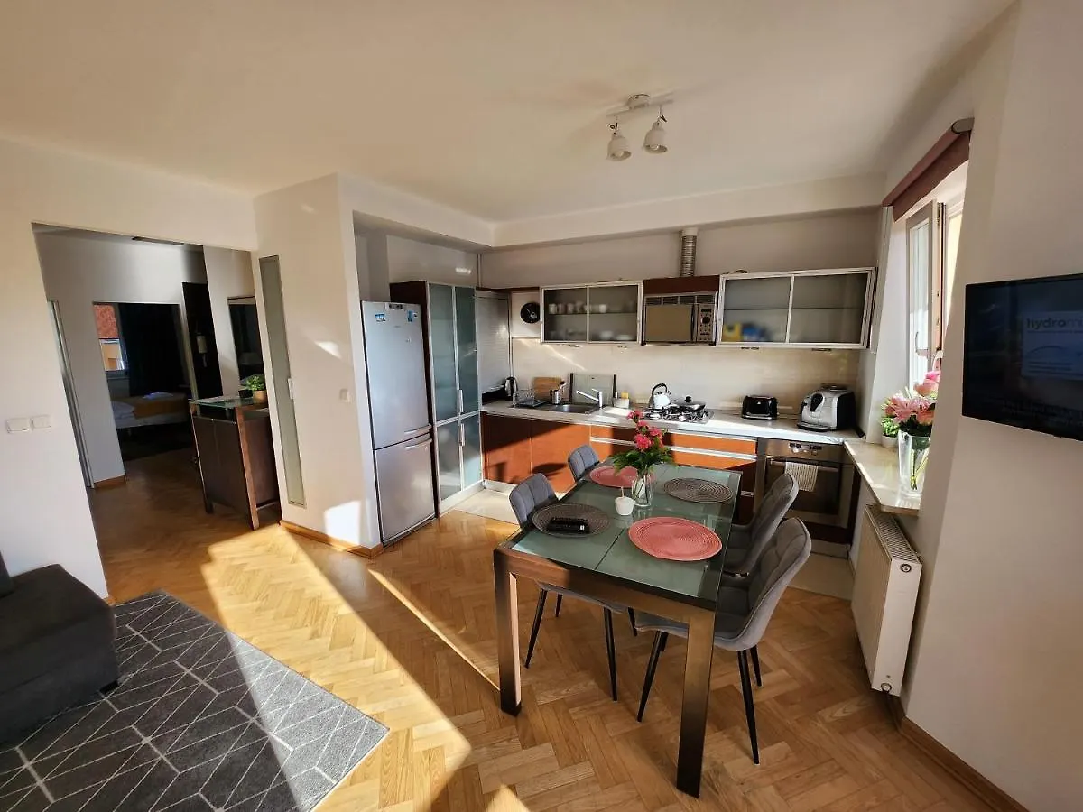 Appartamento Sloneczny Apartament Bluszczanska Varsavia